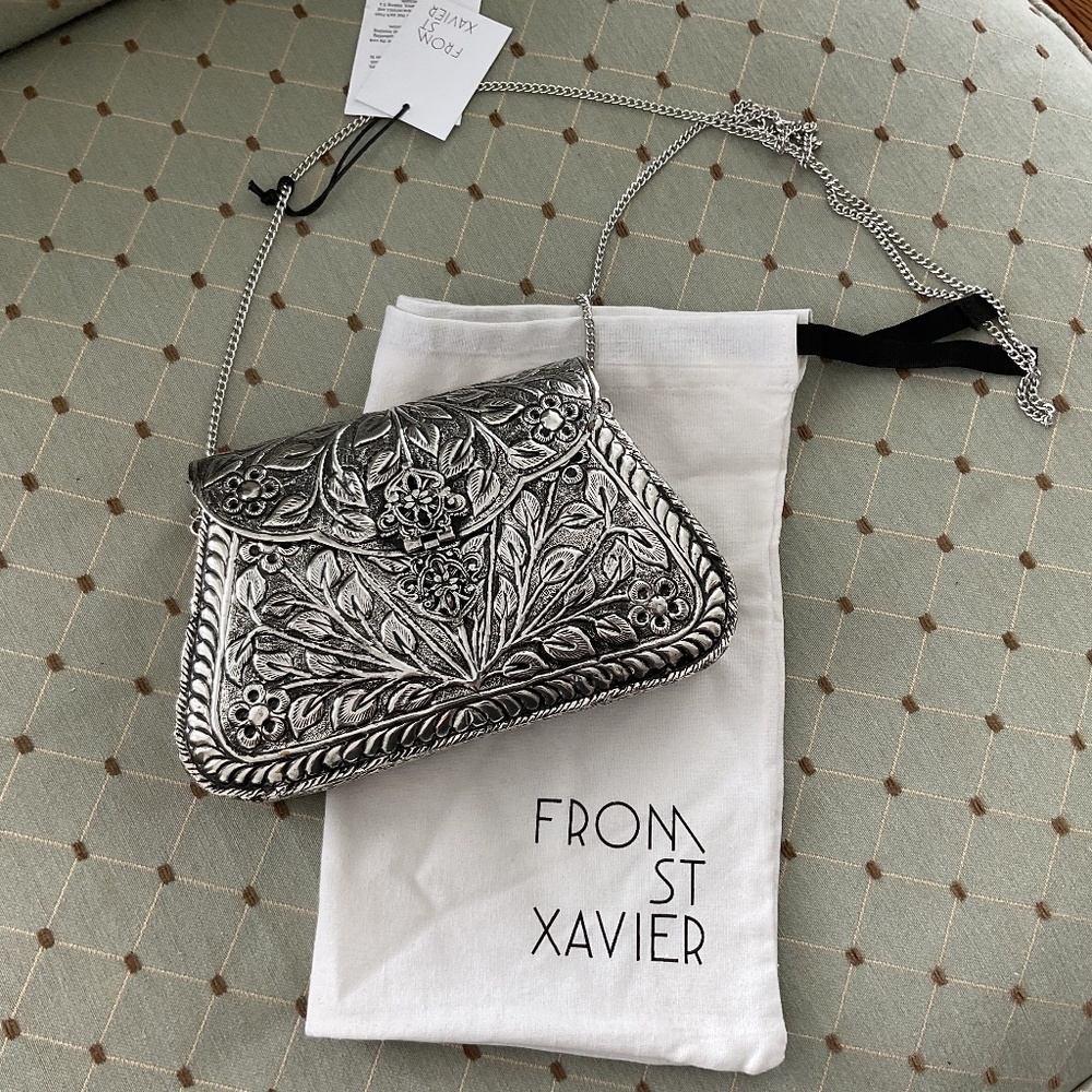 Purse - Picture 1 of 12